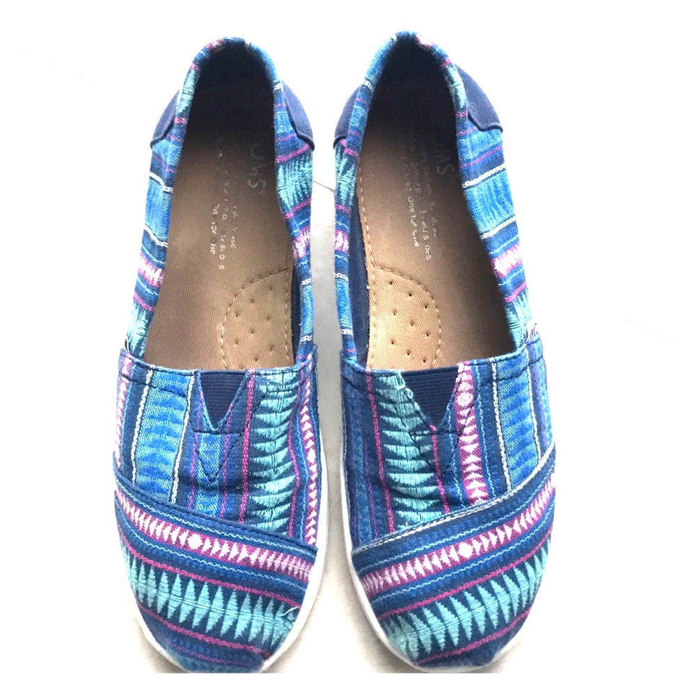 Girls Toms multicolored Aztec shoes sz 4